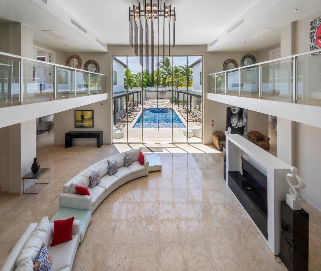 The Mansion